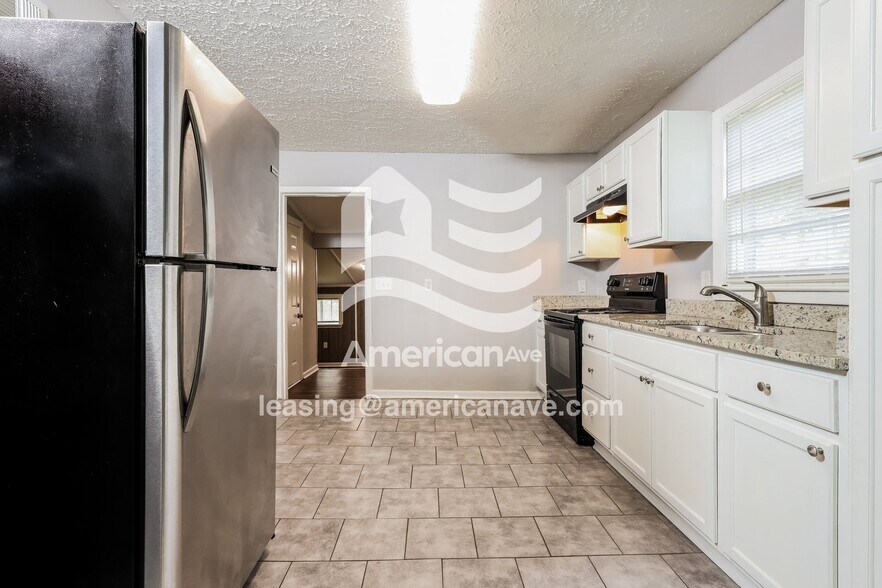 Building Photo - 2904 Doyle Ave