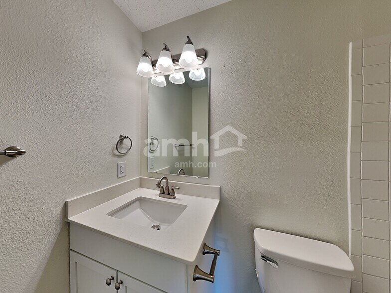 Building Photo - 9414 W Stargazer Dr