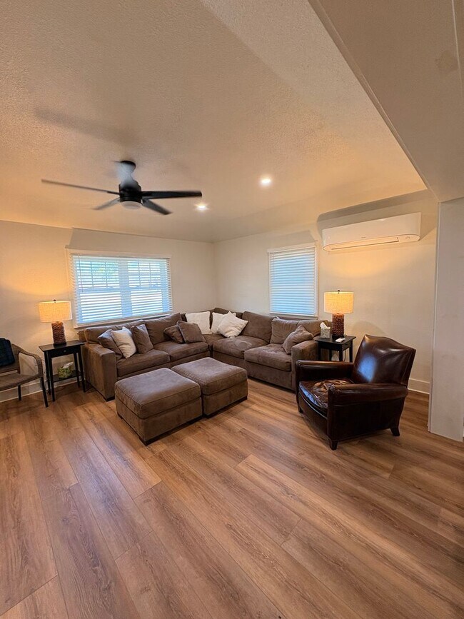 Building Photo - 9853 FM2843