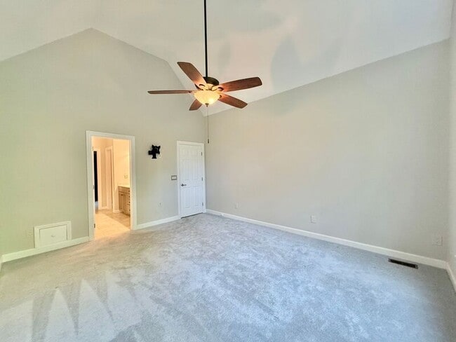 Building Photo - 9412 Springdale Dr