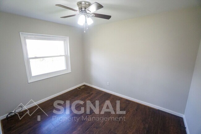 Building Photo - 540 Athens Ct