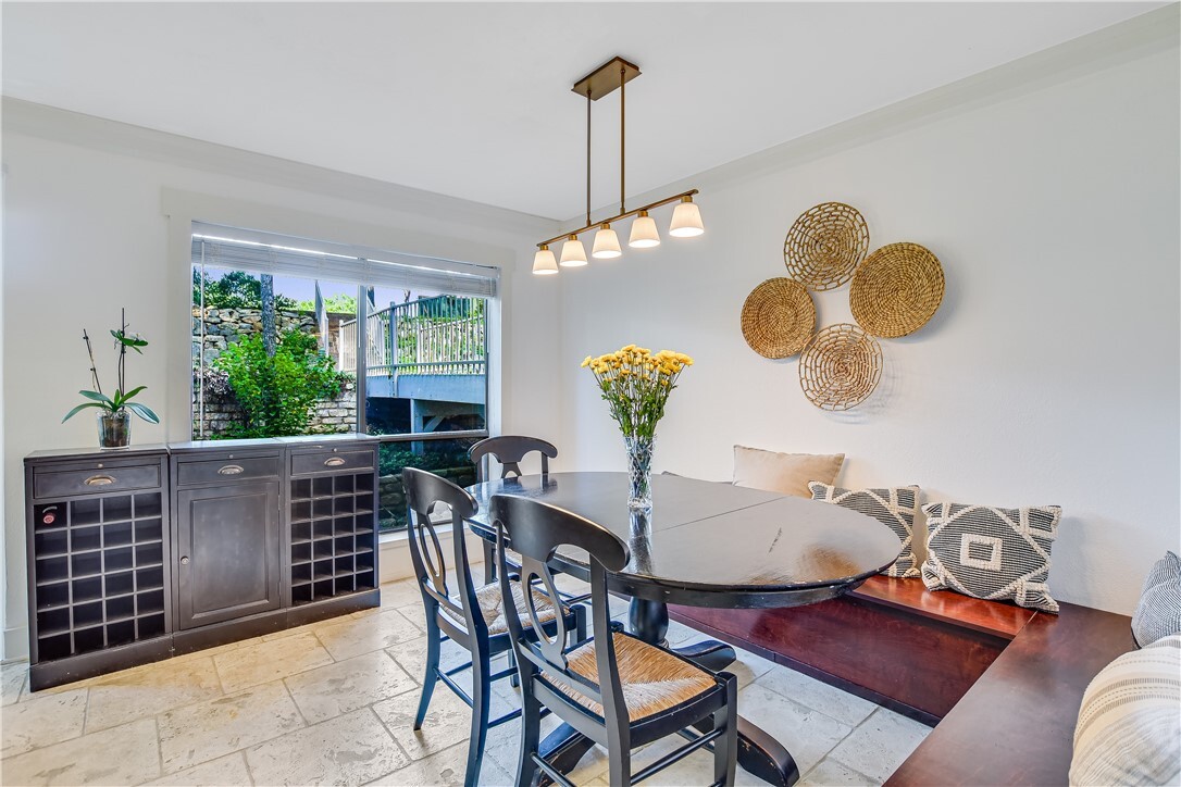 Breakfast area off the kitchen - 141 World of Tennis Sq