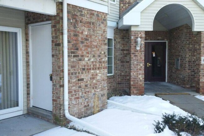 Building Photo - 305 Nautilus Dr