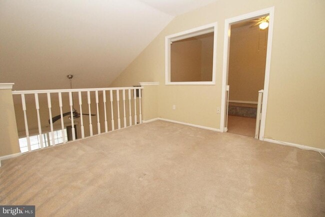 Building Photo - 262 Andover Pl