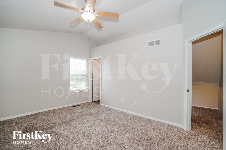 Building Photo - 764 Sauter Ln