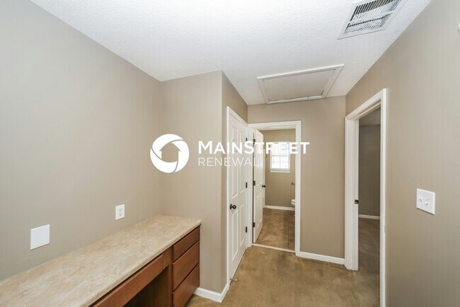 Building Photo - 3 Bedroom Pet-Friendly Home in CORDOVA, TN with Main Street Renewal