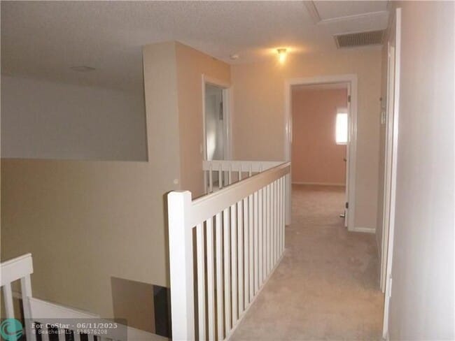 Building Photo - 7426 Pinewalk Dr S