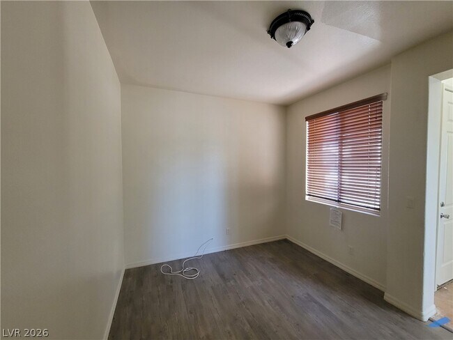 Building Photo - 7817 W Falcon Wing Ave