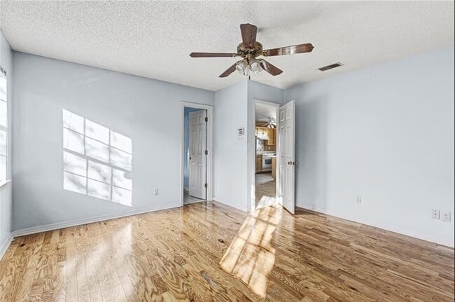 Building Photo - 6474B Cedar Bend Ct