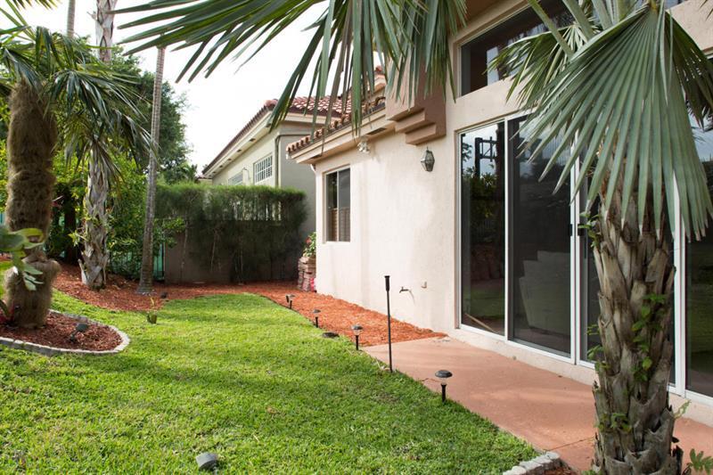 Building Photo - 6350 NW 23rd St