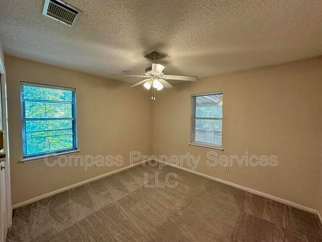 Building Photo - 8507 Bosque Blvd