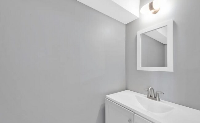 Building Photo - 21 Pebblestone Cir