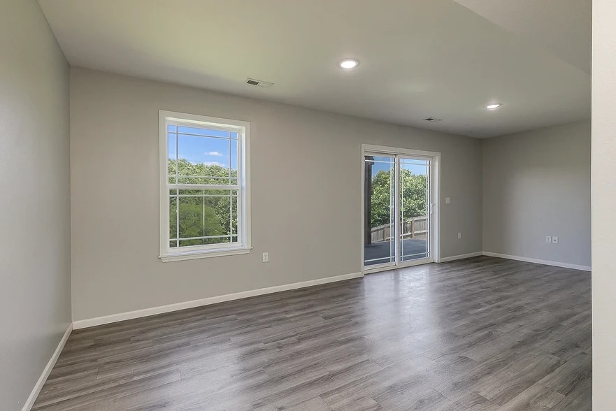 Building Photo - 106 Whispering Meadows Pky