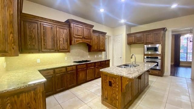 Building Photo - 11563 Avondale Dr