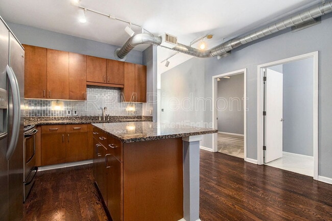 Building Photo - 5300 Peachtree Rd