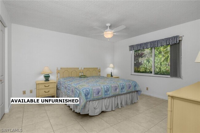 Building Photo - 190 Palm Dr