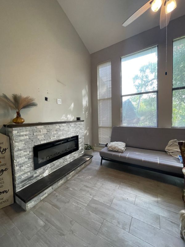 Building Photo - 3741 Sunrise Dr