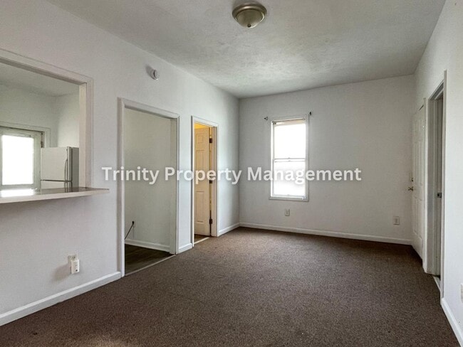 Building Photo - 545 Baltimore Ave