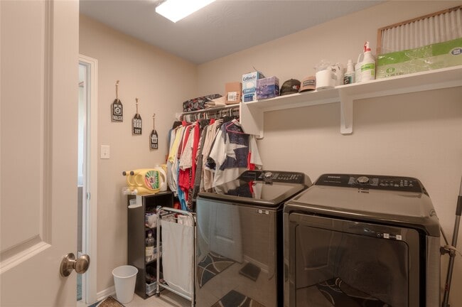 Building Photo - 127 Worley Way