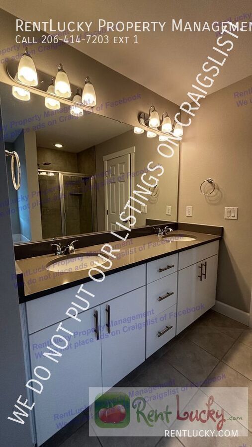 Building Photo - 14633 201st Ave E