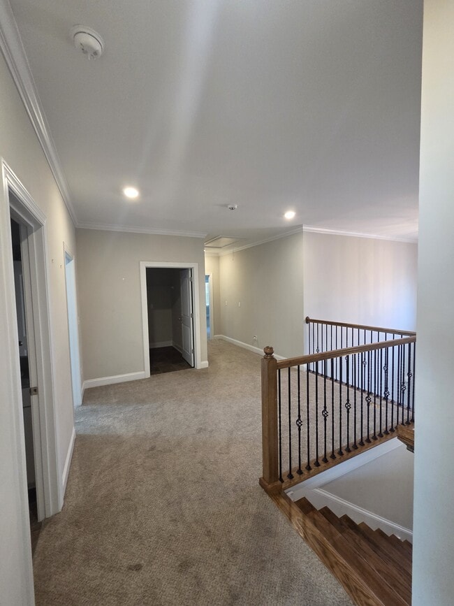 Building Photo - 2105 Thornbury Cove