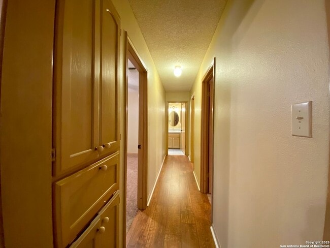 Building Photo - 8911 Shady Leaf