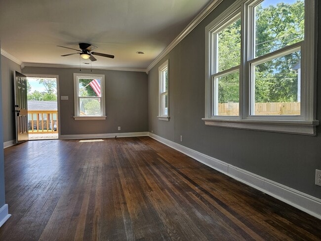 Building Photo - 132 N Beech Ave