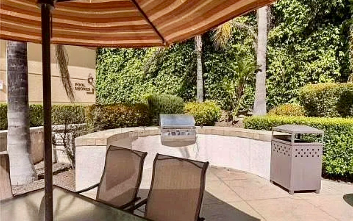 Building Photo - 5200 Premiere Hills Cir