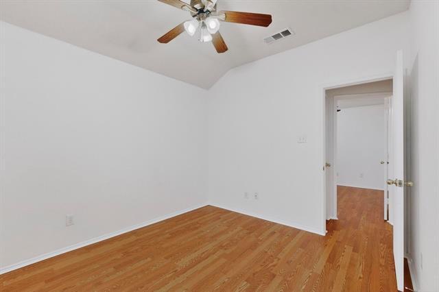 Building Photo - 721 Somerset Dr