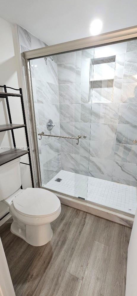 Building Photo - 18051 Biscayne Blvd