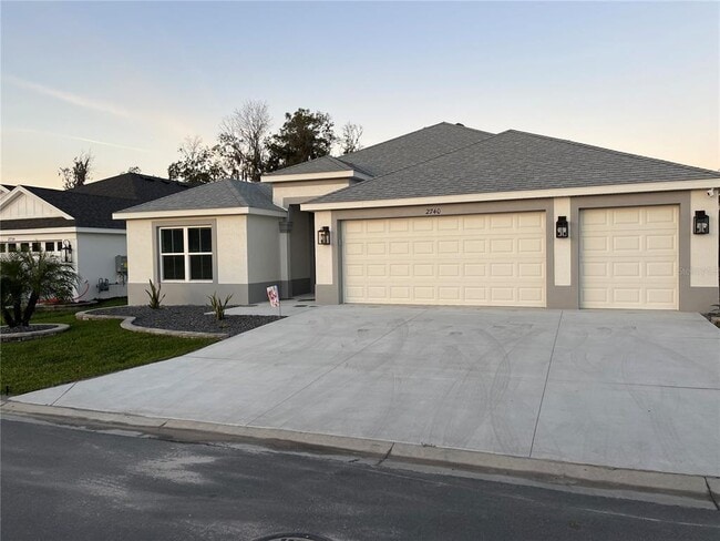 Building Photo - 2740 Alder Ave