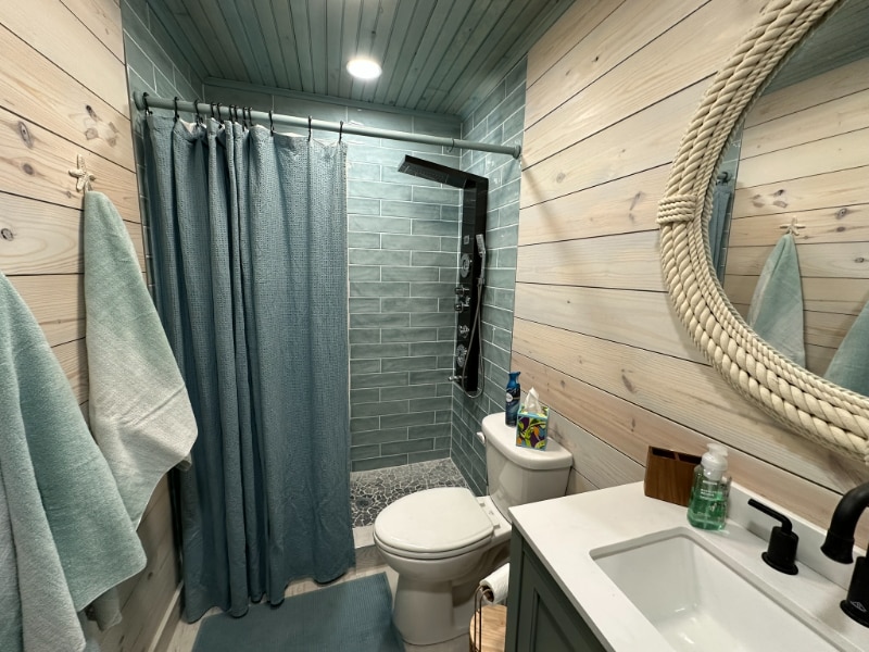 Building Photo - 5006 Starfish Dr SE