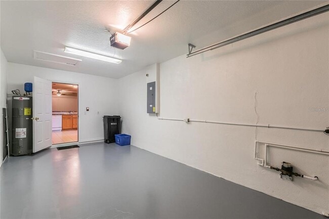 Building Photo - 6641 80th Ave