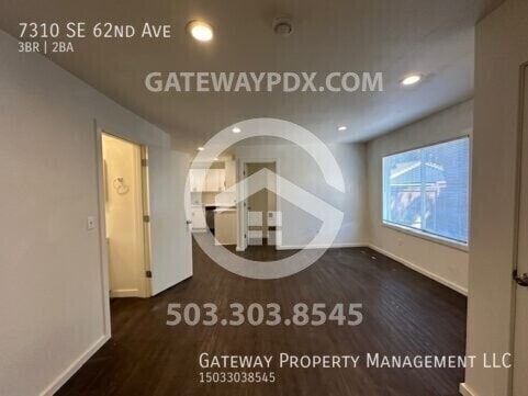 Building Photo - 7310 SE 62nd Ave