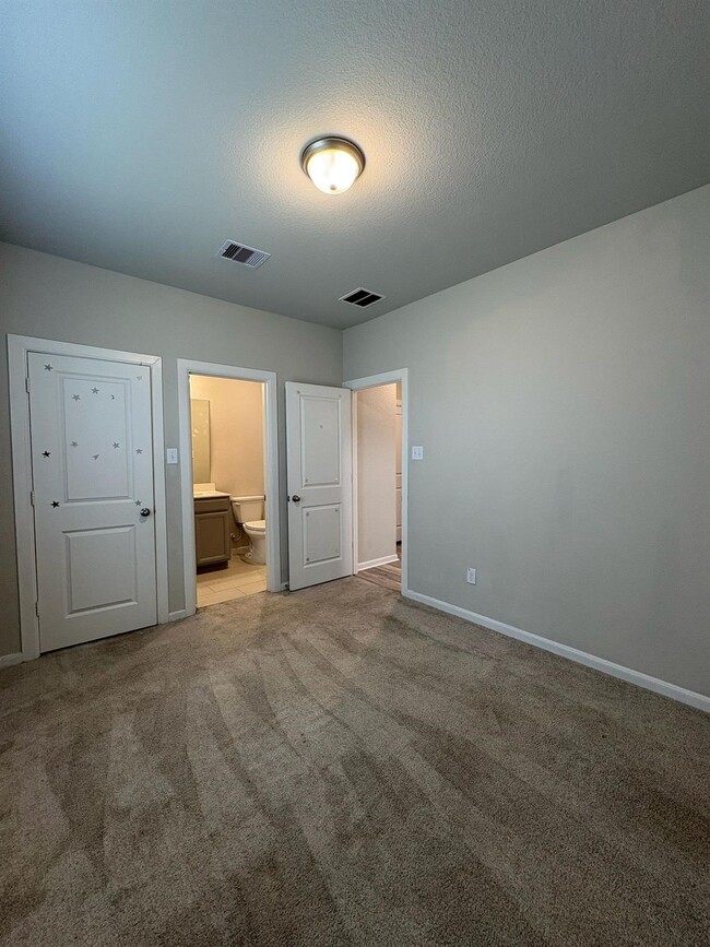 Building Photo - 29406 Amber Pne Ct