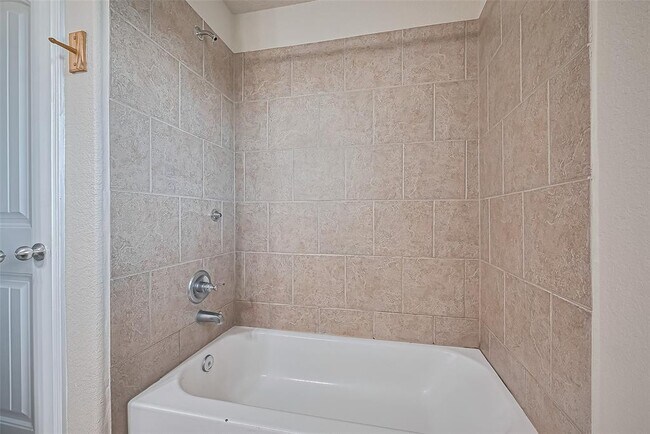 Building Photo - 4 Coconut Palms Dr
