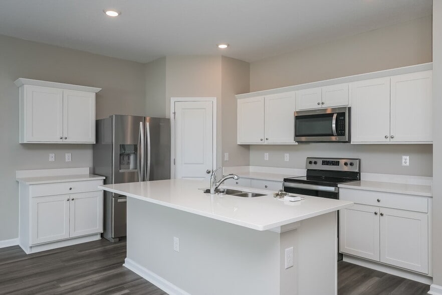 Building Photo - 954 Kelly Fern Lp