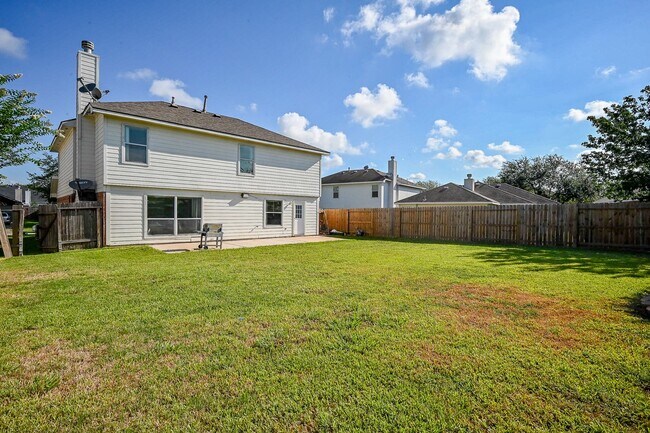 Building Photo - 18135 Brightwood Park Ln