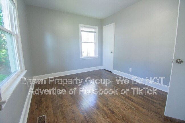 Building Photo - 808 McKimmon Rd