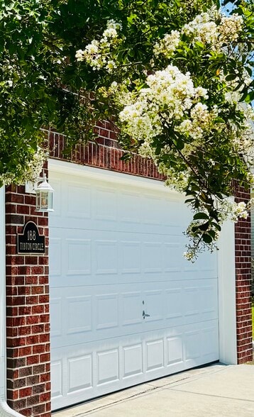 Primary Photo - 188 Tibton Cir
