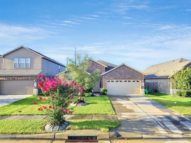 Building Photo - 23619 Balzano Ct
