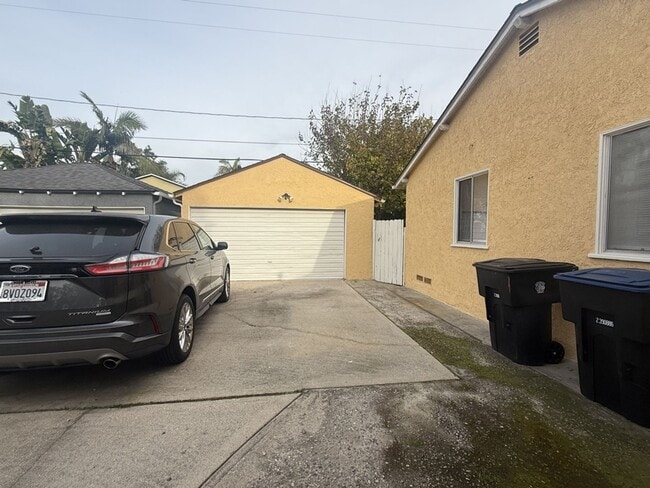 Building Photo - 169