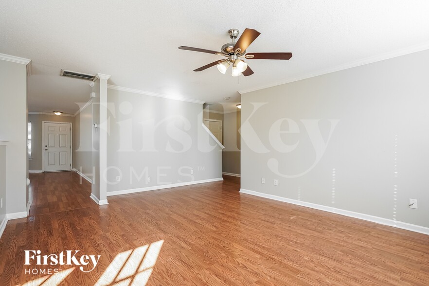 Building Photo - 7264 Great Laurel Dr