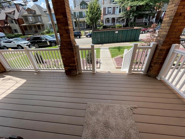 Building Photo - 350 Melwood Ave