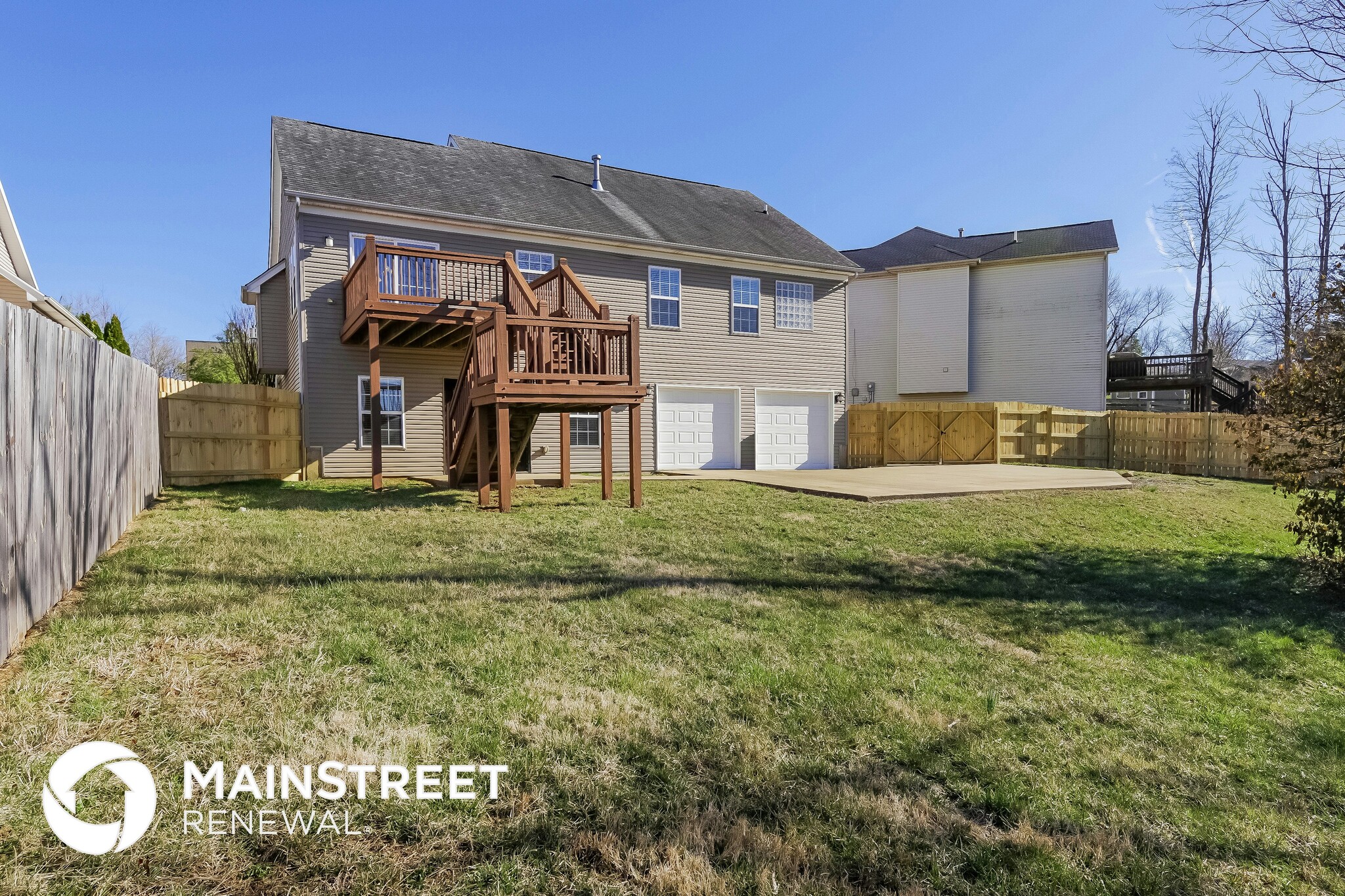 Building Photo - 904 Lyle Ct