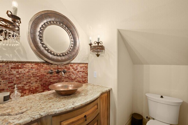 Building Photo - 13240 Villa Montana Way