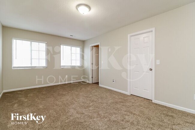 Building Photo - 309 Timberwood Dr