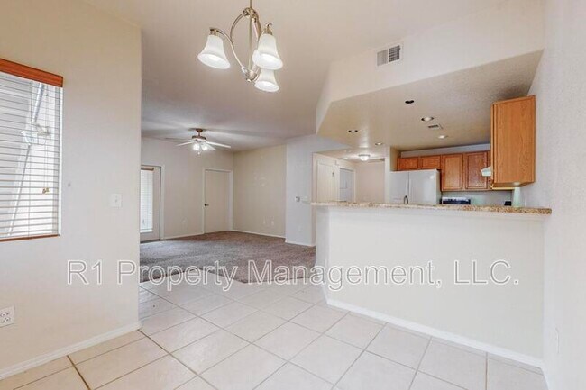 Building Photo - 6800 Vista Del Norte Dr NE