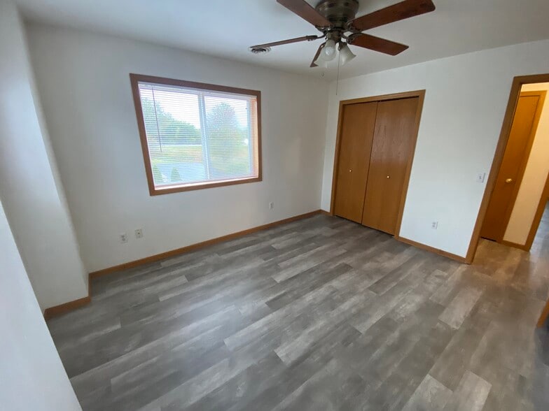 Building Photo - 523 Trail Side Dr