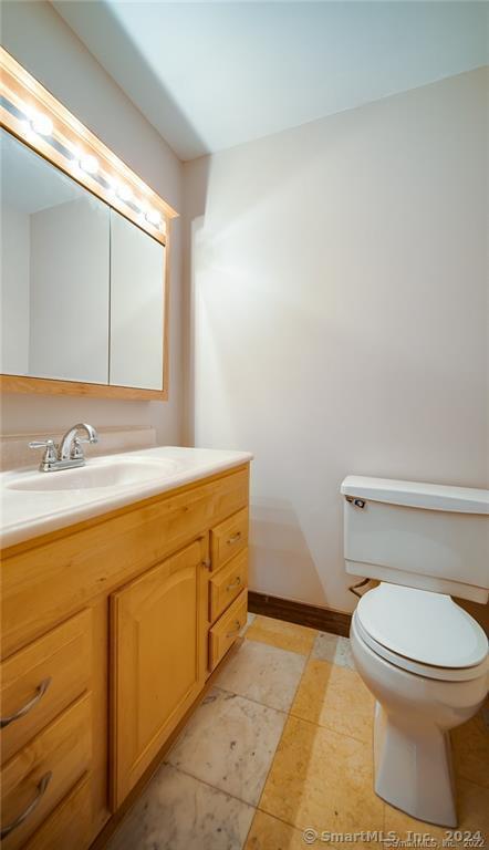 Building Photo - 333 Vincelette St